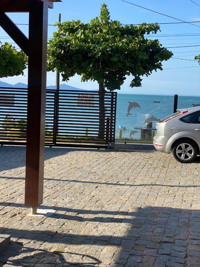 Apartamento Frente Mar Na Baia De Porto Belo Dış mekan fotoğraf