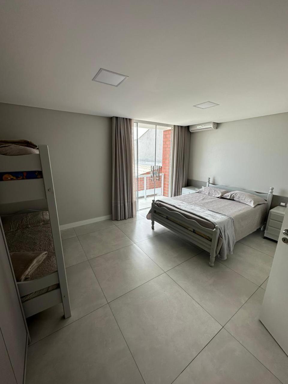 Apartamento Frente Mar Na Baia De Porto Belo Dış mekan fotoğraf
